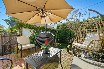 430 W Walnut Street, Long Beach, NY 11561 - Photo 23