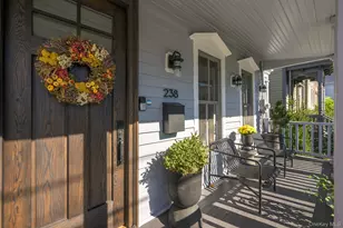 238 Allen St, Hudson, NY 12534 - Photo 3