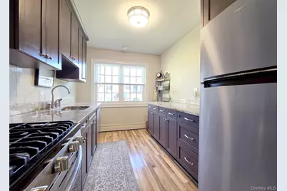 460 Old Town Road #27 P, Port Jefferson Station, NY 11776 - Photo 7