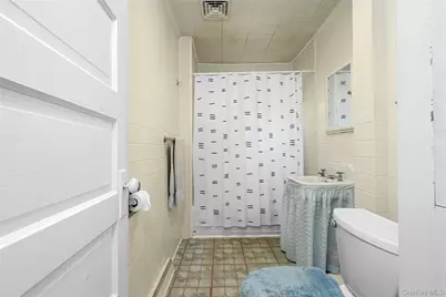 17 Fourth Road, Greenwood Lake, NY 10925 - Photo 11