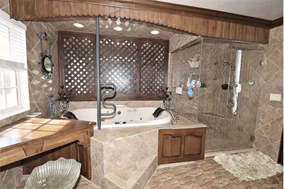 259 Altessa Boulevard, Melville, NY 11747 - Photo 17