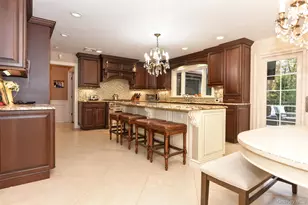 4 Abbey Rd, Orangeburg, NY 10962 - Photo 13