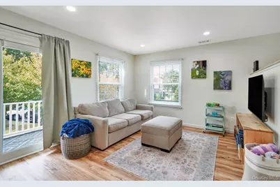 181 Fairview Circle, Middle Island, NY 11953 - Photo 7