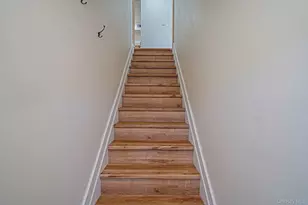 181 Fairview Cir, Middle Island, NY 11953 - Photo 5