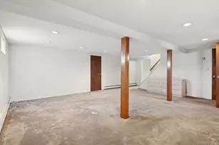 17 Whitman Ave, Syosset, NY 11791 - Photo 17