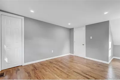 239 Bayview Avenue, Patchogue, NY 11772 - Photo 29