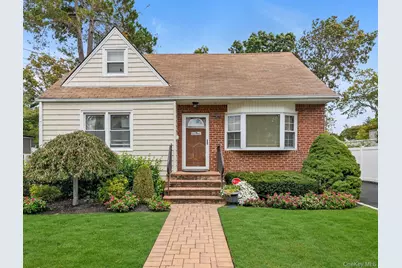 2207 Van Nostrand Avenue, Merrick, NY 11566 - Photo 1