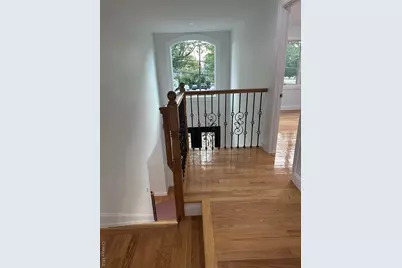 244 Andrews Road, Mineola, NY 11501 - Photo 15