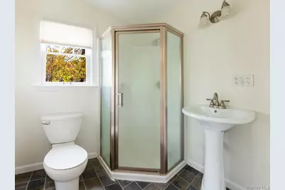 63 Grandview Avenue, Dobbs Ferry, NY 10522 - Photo 13