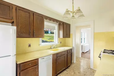 63 Grandview Avenue, Dobbs Ferry, NY 10522 - Photo 11