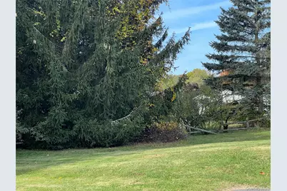 7 Carriage Drive, Newburgh, NY 12550 - Photo 5