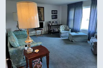 7 Carriage Drive, Newburgh, NY 12550 - Photo 11