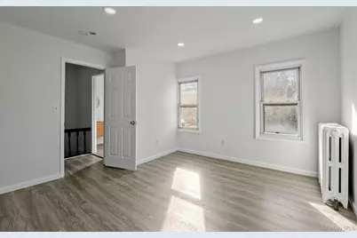 87 Winnikee Avenue, Poughkeepsie, NY 12601 - Photo 15