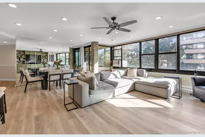 162-31 9th #5C, Whitestone, NY 11357 - Photo 1