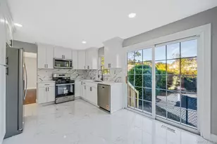 31 Adamson St, Selden, NY 11784 - Photo 19