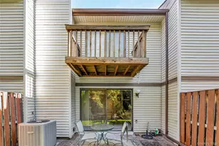 22 Balsam Ct, Wantagh, NY 11793 - Photo 21