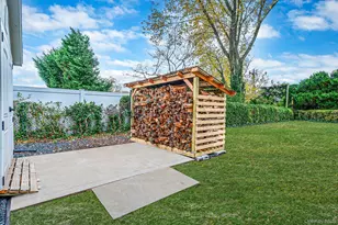 4 Lehigh Dr, Smithtown, NY 11787 - Photo 43