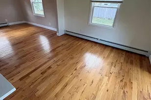 14 Whitney Ln, Coram, NY 11727 - Photo 5