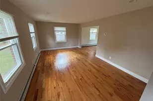 14 Whitney Ln, Coram, NY 11727 - Photo 3