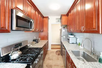 1468 Midland Avenue #4D, Bronxville, NY 10708 - Photo 13