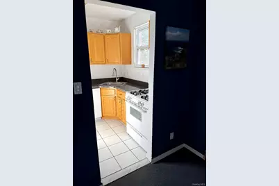 285 Central Avenue #D6, Lawrence, NY 11559 - Photo 9