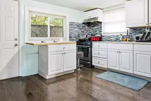 136 N Delaware Ave, Lindenhurst, NY 11757 - Photo 7