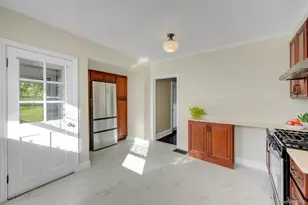 15 Jackson Ave, White Plains, NY 10606 - Photo 5