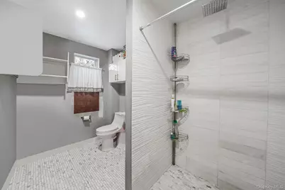 37 Montauk Avenue, Brooklyn, NY 11208 - Photo 15