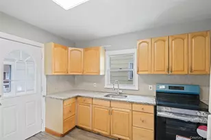 17 Schneider Ave, Highland Falls, NY 10928 - Photo 11