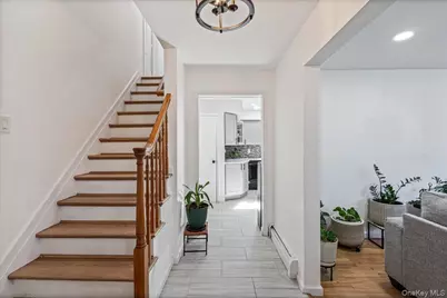 95 Colonial Drive, Massapequa, NY 11758 - Photo 3