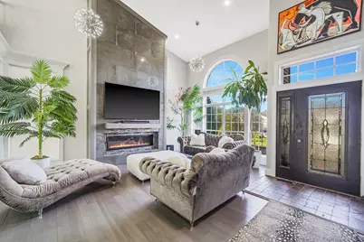 14 Hamlet Drive, Hauppauge, NY 11788 - Photo 5