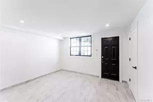 30 Corbin Pl, Brooklyn, NY 11235 - Photo 15