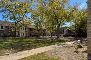 37 El Camino Ct, Coram, NY 11727 - Photo 11