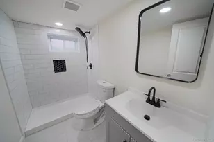 34 Brooksite Dr, Smithtown, NY 11787 - Photo 13