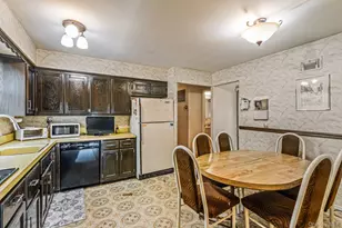 14-07 158th St, Whitestone, NY 11357 - Photo 9