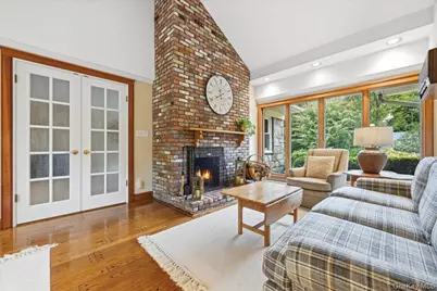 88 Luquer Road, Manhasset, NY 11030 - Photo 15