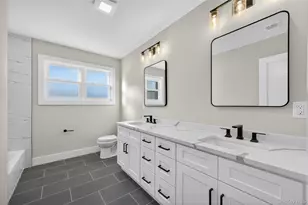 28 Maytime Dr, Jericho, NY 11753 - Photo 25