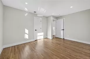 28 Maytime Dr, Jericho, NY 11753 - Photo 23