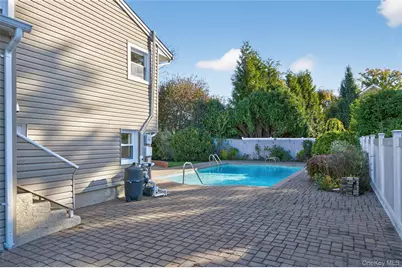 28 Maytime Drive, Jericho, NY 11753 - Photo 37