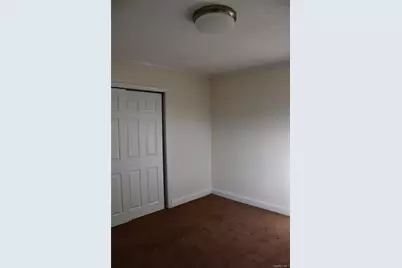 1065 Fenwood Drive #2nd floor, Valley Stream, NY 11580 - Photo 17