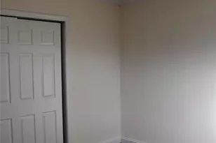 1065 Fenwood Dr, Valley Stream, NY 11580 - Photo 17