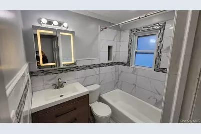 2970 Grand Boulevard, Baldwin, NY 11510 - Photo 15