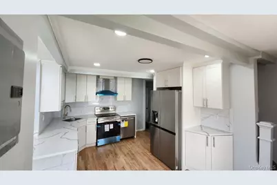 2970 Grand Boulevard, Baldwin, NY 11510 - Photo 5