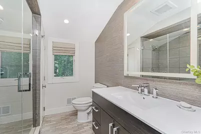 135 Nixon Avenue, New York, NY 10304 - Photo 43