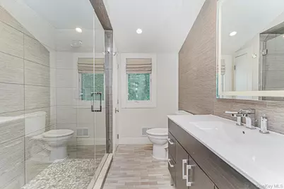 135 Nixon Avenue, New York, NY 10304 - Photo 41