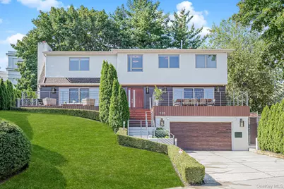 135 Nixon Avenue, New York, NY 10304 - Photo 1