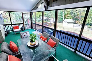 [Address not provided], Pomona, NY 10970 - Photo 19