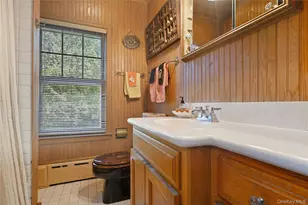 28 Harbor Heights Dr, Centerport, NY 11721 - Photo 15