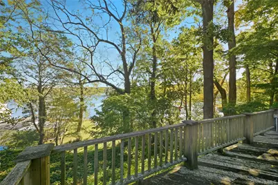 28 Harbor Heights Drive, Centerport, NY 11721 - Photo 27