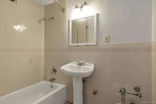 134-54 Maple Ave, Flushing, NY 11355 - Photo 11